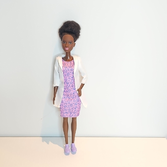 Barbie Doll Doctor - Picture 1 of 5